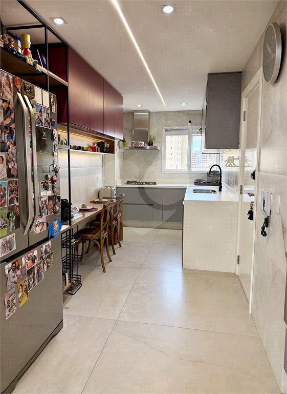 Apartamento à venda com 3 suítes em Vila Romana, São Paulo, SP