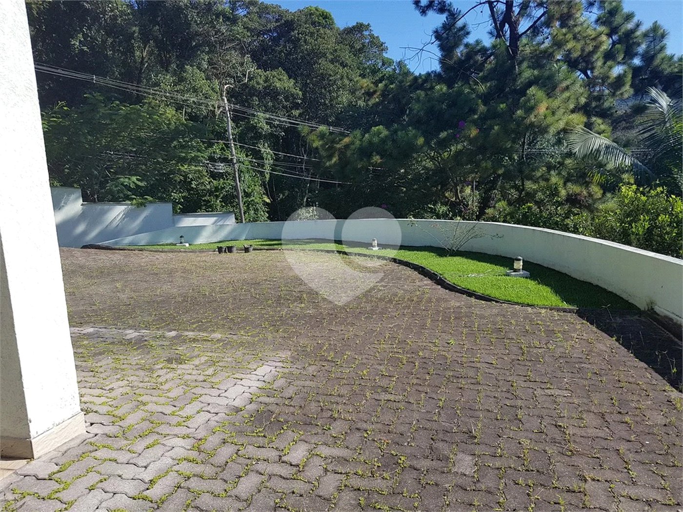 Casa à venda com 4 quartos, sendo 2 suítes, no condomínio Alpes da Cantareira, Mairiporã - SP