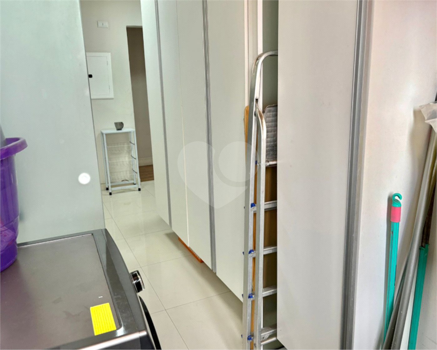 Cobertura à venda com 3 quartos, sendo 1 suíte, em Vila Mariana, São Paulo, SP