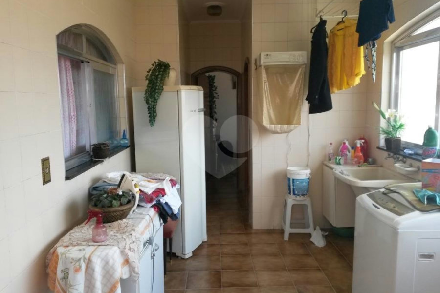 Casa à venda com 3 quartos, sendo 1 suíte, em Santana, São Paulo, SP