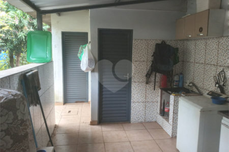 Casa à venda com 3 quartos em Vila Tito de Carvalho (vila Xavier), Araraquara, SP