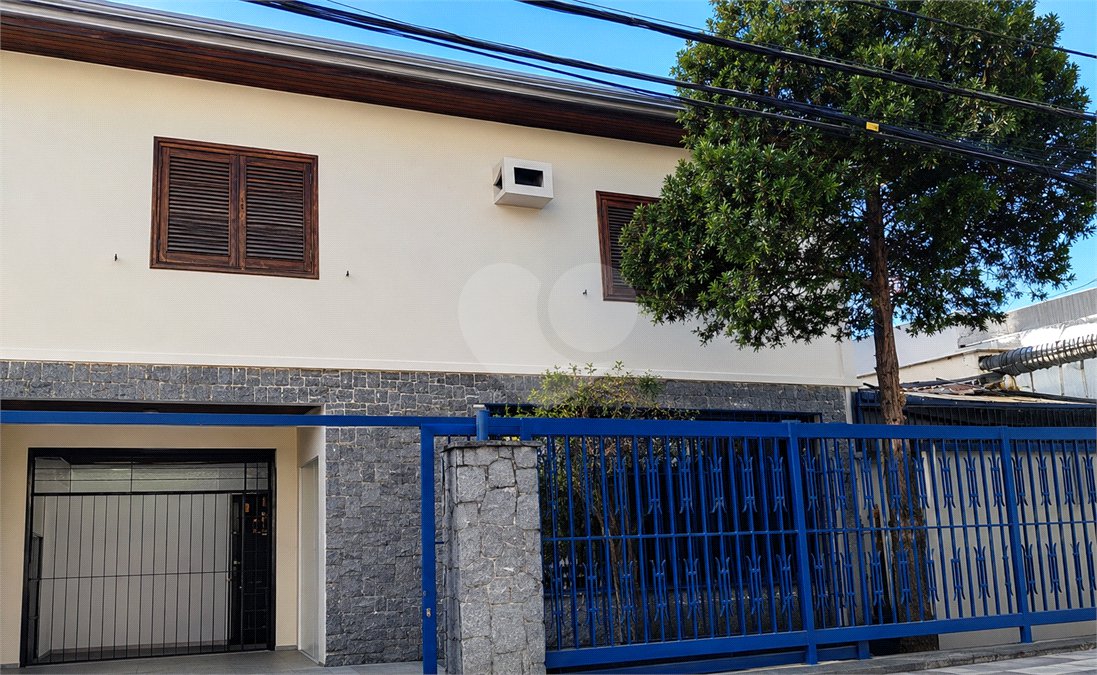 Sobrado à venda com 3 quartos, sendo 1 suíte, em Jardim do Mar, São Bernardo do Campo, SP