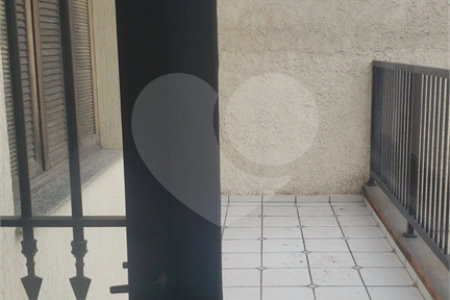 Sobrado à venda ou para alugar com 4 quartos, sendo 2 suítes, em Vila Congonhas, São Paulo, SP