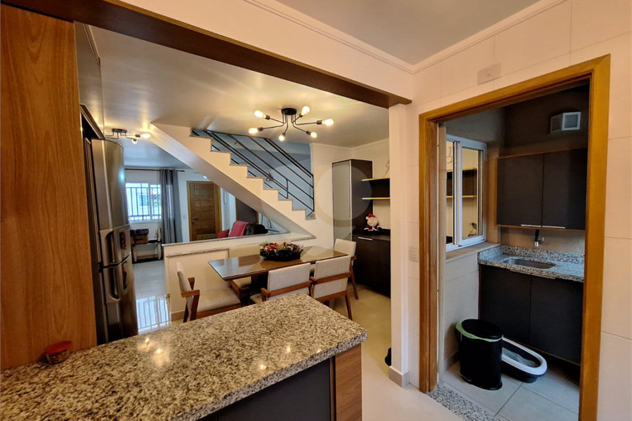 Casa à venda com 3 quartos, sendo 1 suíte, no condomínio Res San Raphael, São Paulo - SP