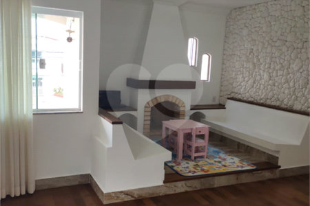 Casa à venda com 3 quartos, sendo 2 suítes, em Jardim Santa Rosália, Sorocaba, SP