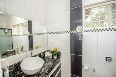 Casa à venda com 3 suítes no condomínio Aldeia da Serrinha, Sorocaba - SP