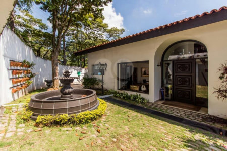 Casa à venda com 4 suítes em Jardim Marajoara, São Paulo, SP