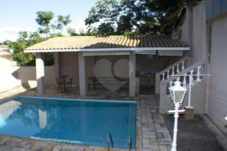 Casa Térrea à venda com 3 quartos, sendo 1 suíte, em Vila Gardênia, Atibaia, SP