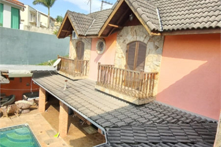 Casa à venda com 4 quartos, sendo 2 suítes, no condomínio Aruã Eco Park, Mogi das Cruzes - SP