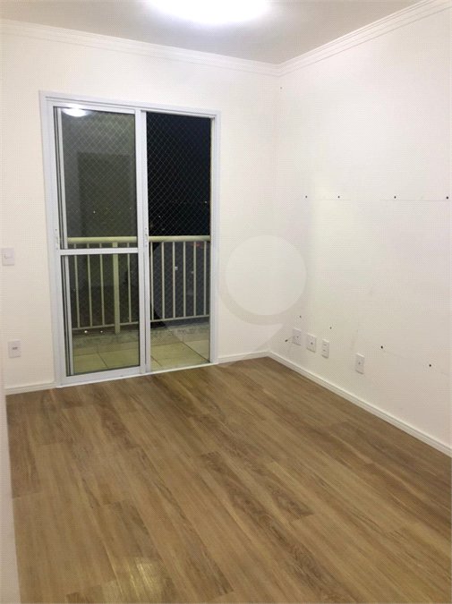 Apartamento à venda ou para alugar com 2 quartos em Parque Vitória, São Paulo, SP