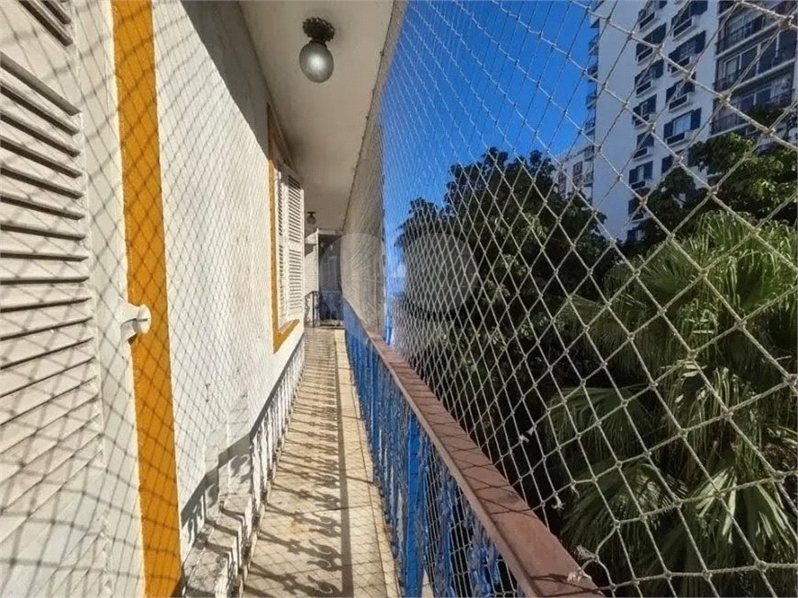 Apartamento à venda com 4 quartos, sendo 1 suíte, em Lagoa, Rio de Janeiro, RJ