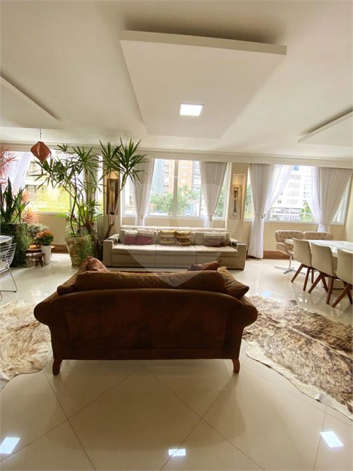 Apartamento à venda ou para alugar com 3 quartos, sendo 1 suíte, em Jardim Paulista, São Paulo, SP