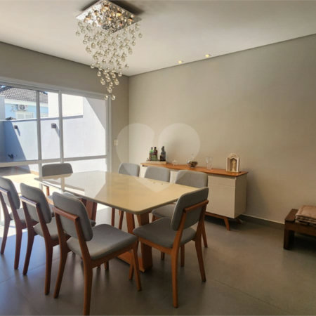 Casa à venda com 3 suítes no condomínio Residencial Villa dos Inglezes, Sorocaba - SP