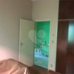 Ótima casa térrea a venda, 2 quartos e 2 vagas de garagem Jd Maristela