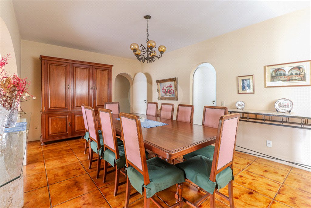 Apartamento à venda com 4 quartos, sendo 2 suítes, em Jardim Paulista, São Paulo, SP