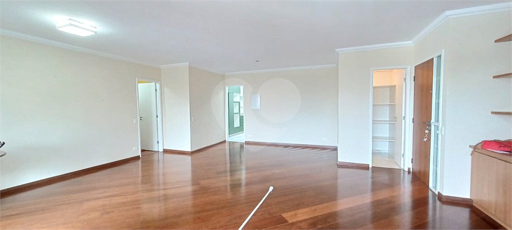 Apartamento à venda com 3 quartos, sendo 1 suíte,  em Lar São Paulo, São Paulo, SP