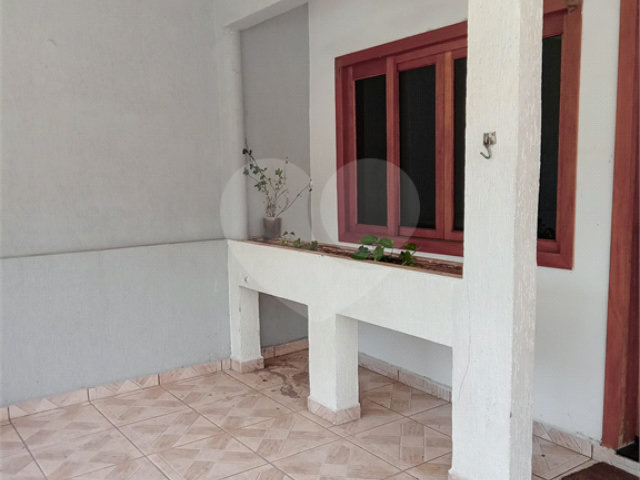 Sobrado à venda com 2 quartos em Tremembé, São Paulo, SP
