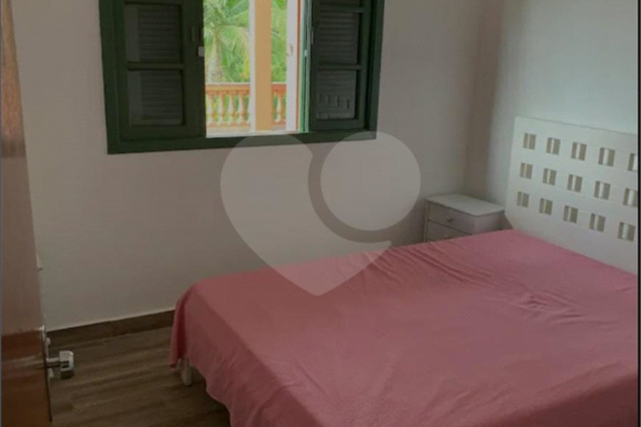 Chácara à venda com 3 quartos em Parelheiros, São Paulo, SP