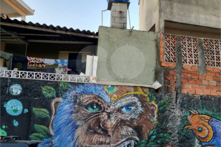 Sobrado à venda com 3 quartos em Vila Basileia, São Paulo, SP