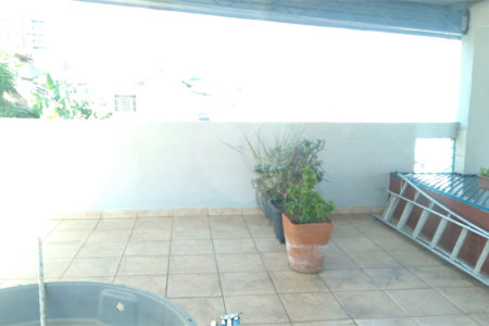 Casa Térrea à venda com 3 quartos, sendo 1 suíte, em Jardim Oriental, São Paulo, SP