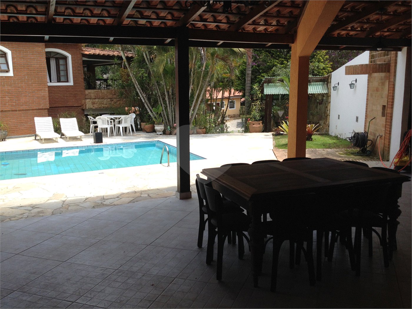 Casa à venda ou para alugar com 4 quartos, sendo 1 suíte, em Serra da Cantareira, Mairiporã, SP