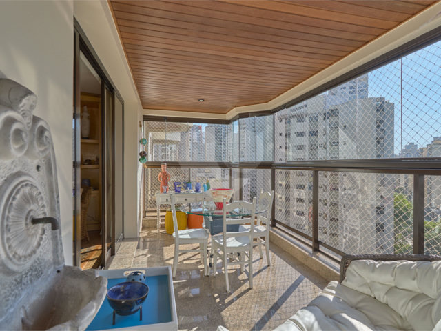 Apartamento à venda com 4 suítes em Campo Belo, São Paulo, SP