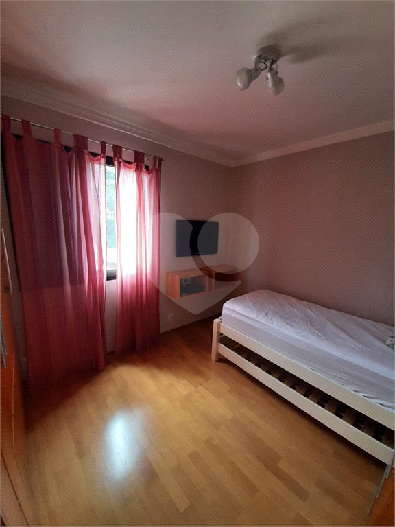 Apartamento à venda com 3 quartos, sendo 1 suíte, em Santo Amaro, São Paulo, SP