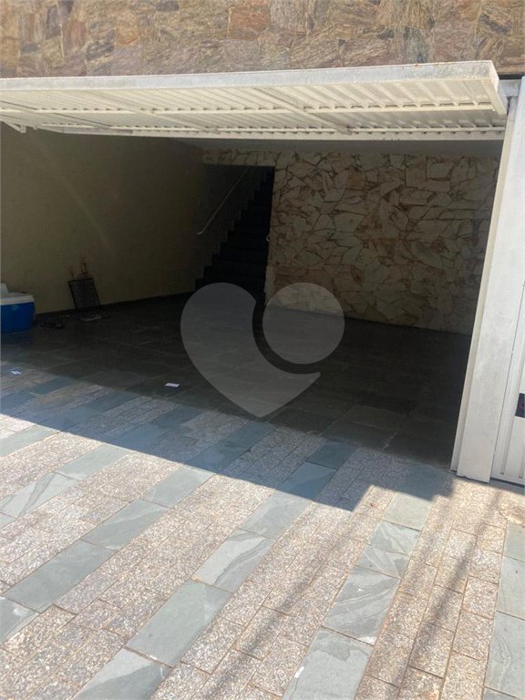Casa à venda com 3 quartos, sendo 1 suíte, em Jardim Pinheiros, São Paulo, SP