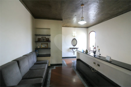 Casa à venda com 5 quartos, sendo 3 suítes, em Jardim São Bento, São Paulo, SP