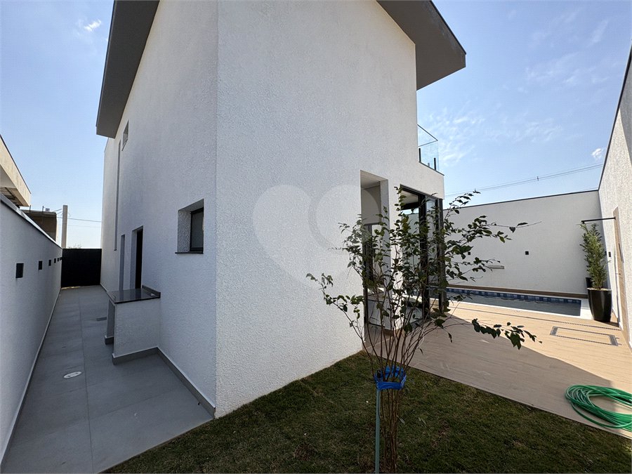 Casa à venda com 4 suítes no condomínio Terras Alpha Nova Esplanada, Votorantim - SP