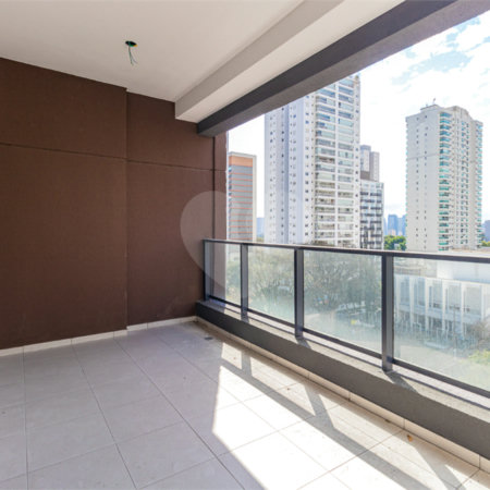 Apartamento à venda com 2 quartos, sendo 1 suíte, em Alto da Boa Vista, São Paulo, SP