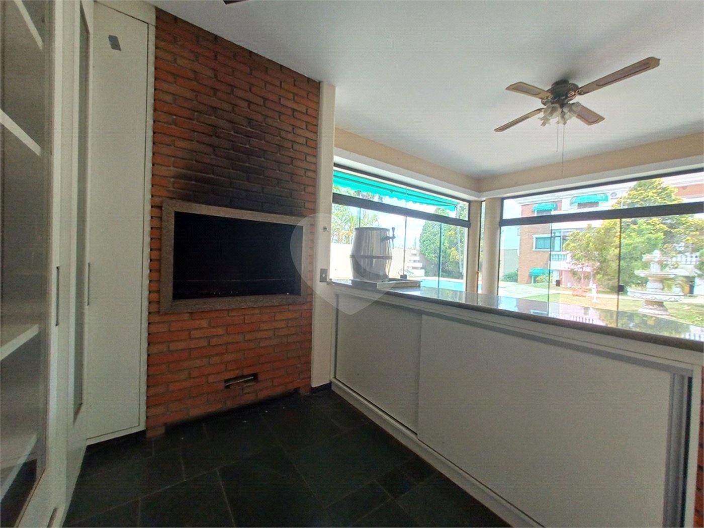 Casa à venda com 6 suítes no condomínio Portal da Raposo, Sorocaba - SP