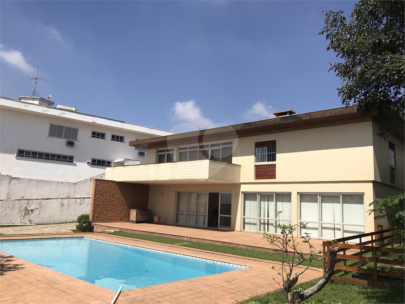 Sobrado à venda com 5 quartos, sendo 1 suíte, em Jardim São Bento, São Paulo, SP