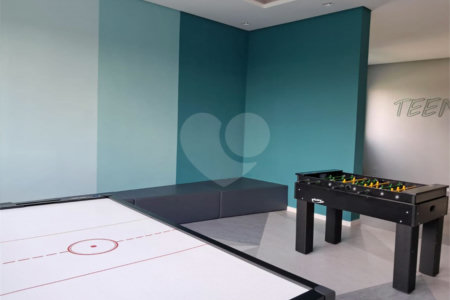 Apartamento à venda com 2 quartos, sendo 1 suíte,  em Vila Rosália, Guarulhos, SP
