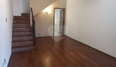 Sobrado para alugar com 2 quartos, sendo 1 suíte,  em Água Fria, São Paulo, SP