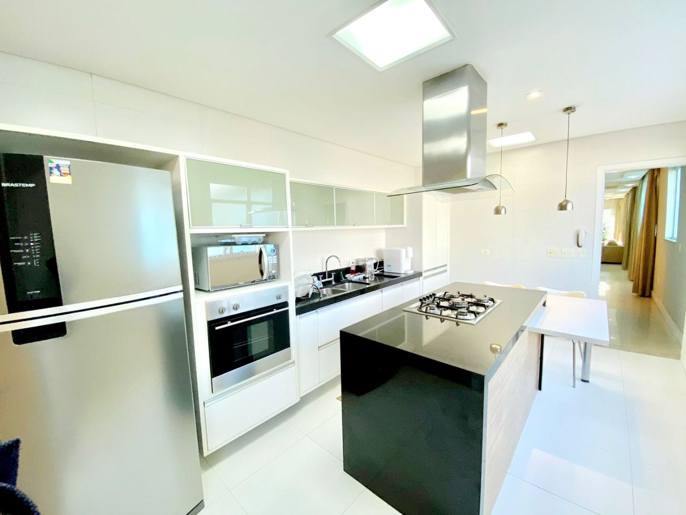 Casa com 3 dormitórios à venda, 272 m² por R$ 1.990.000,00 - Embaré - Santos/SP