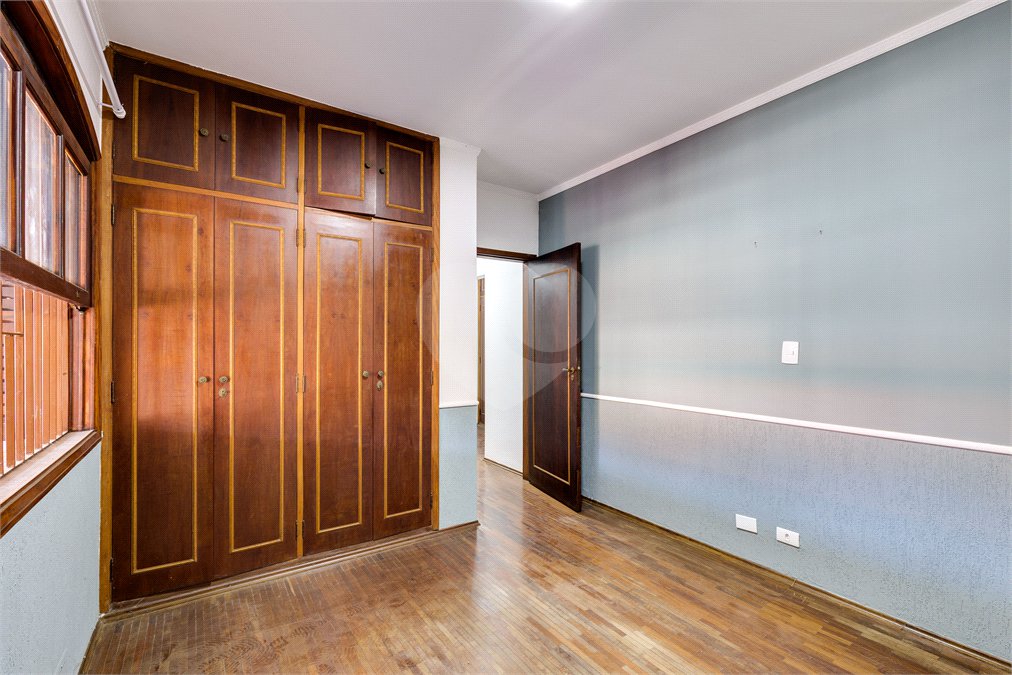 Casa à venda com 4 quartos, sendo 2 suítes, em City Campo Grande, São Paulo, SP
