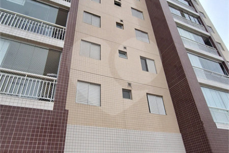 Apartamento à venda com 3 quartos, sendo 1 suíte, em Vila Paiva, São Paulo, SP