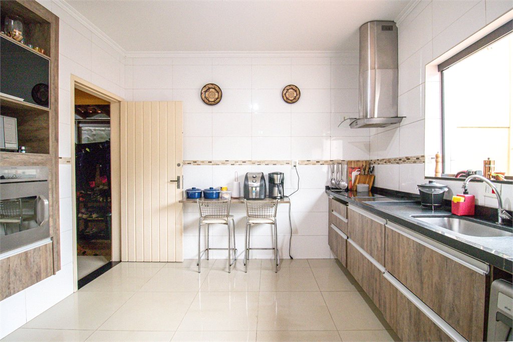 Sobrado à venda com 3 quartos, sendo 1 suíte, em Chácara Monte Alegre, São Paulo, SP