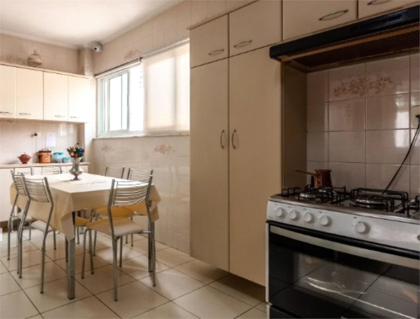Apartamento à venda com 3 quartos, sendo 1 suíte, em Bela Vista, São Paulo, SP