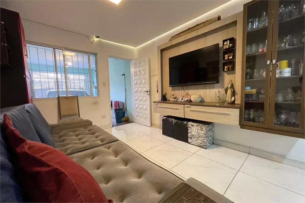 Sobrado à venda com 3 quartos, sendo 1 suíte,  em Butantã, São Paulo, SP
