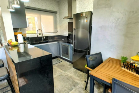 Casa à venda com 3 quartos, sendo 1 suíte, no condomínio Vila Rica, Indaiatuba - SP