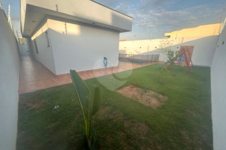 Casa à venda com 3 suítes em Parque Bom Retiro, Paulínia, SP