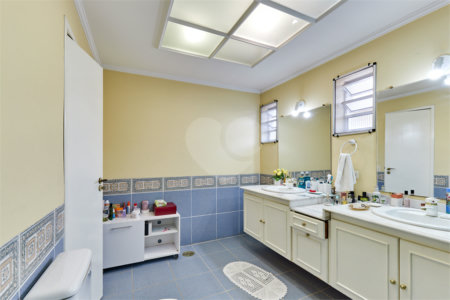 Sobrado à venda com 3 quartos, sendo 1 suíte, em Jardim Prudência, São Paulo, SP