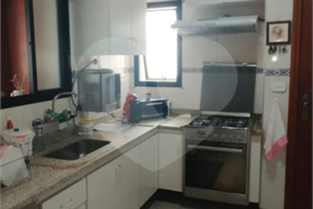 Apartamento à venda com 3 quartos, sendo 2 suítes,  em Vila Oliveira, Mogi das Cruzes, SP