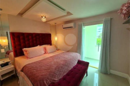Casa para alugar com 5 suítes no condomínio Recanto das Garças V, Cotia - SP