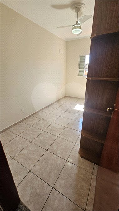 Sobrado para alugar com 3 quartos, sendo 1 suíte, em Jardim do Valle II, Indaiatuba, SP