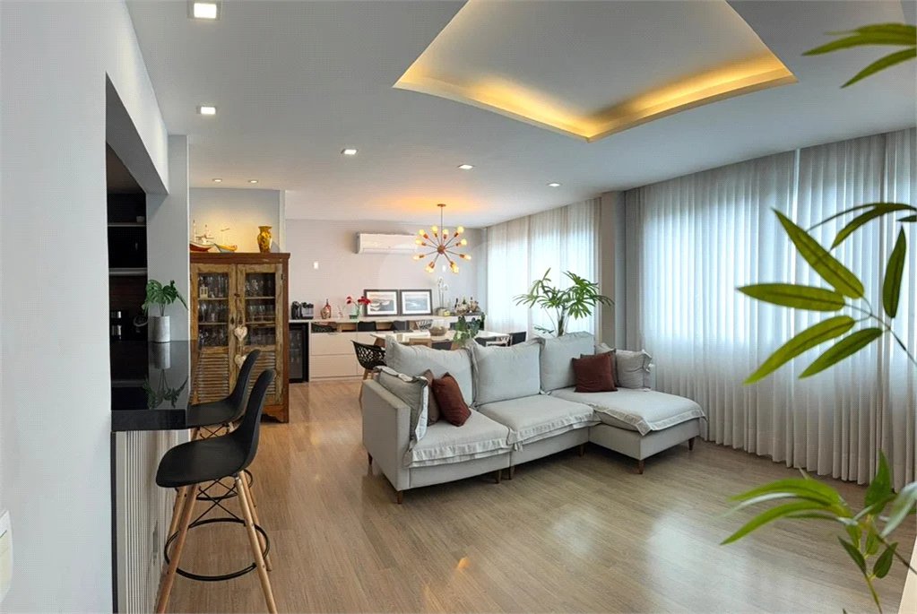 Apartamento à venda com 4 quartos, sendo 2 suítes, em Tijuca, Rio de Janeiro, RJ