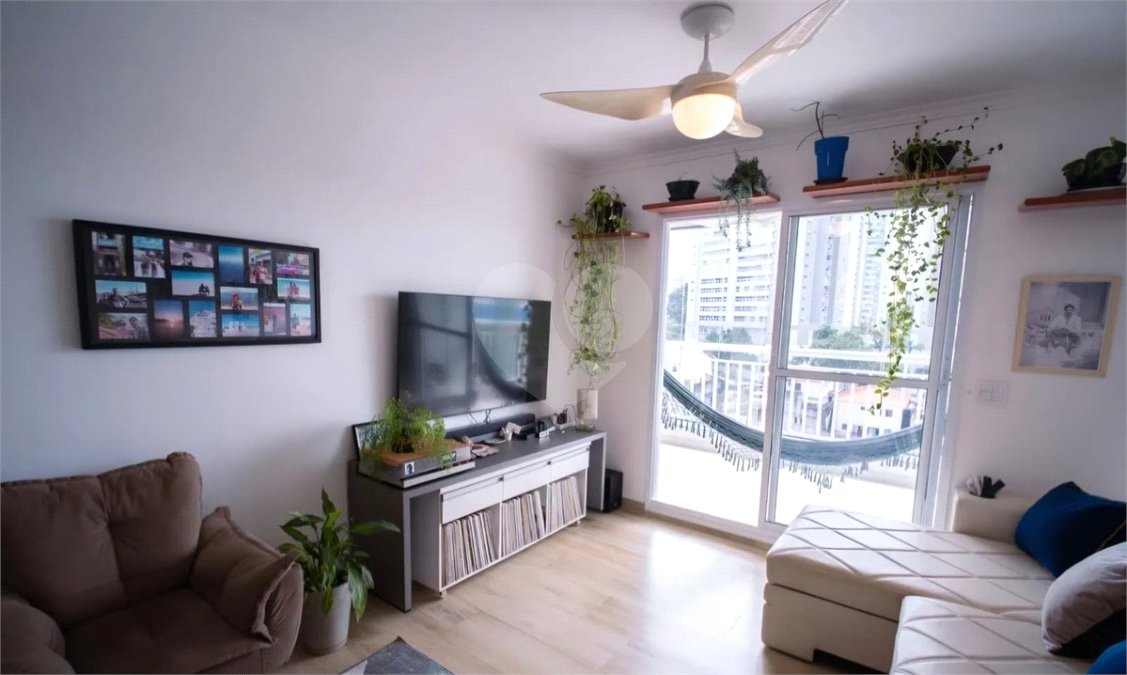 Apartamento à venda com 3 quartos, sendo 1 suíte, em Jardim das Vertentes, São Paulo, SP