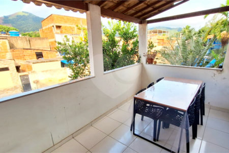 Casa à venda com 2 quartos em Rio de Janeiro, RJ